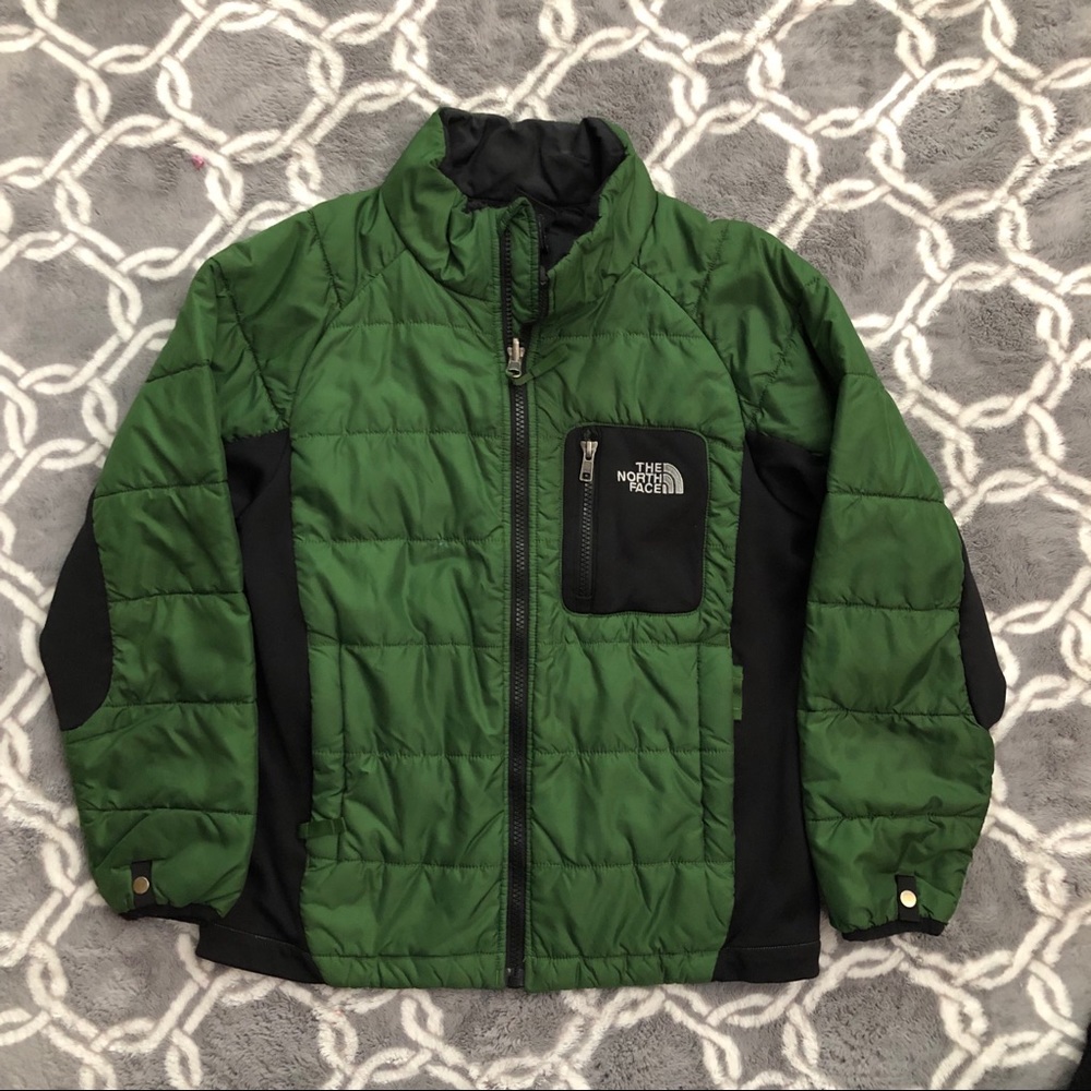 Green Boys 👦🏻 North Face jacket